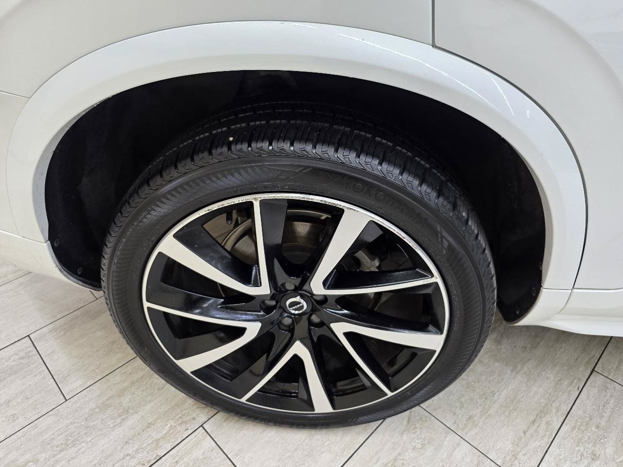 Used 2020 Volvo XC90 T6 Momentum AWD/4WD image 43