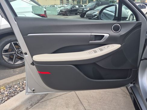 Certified 2025 Hyundai Sonata SEL FWD image 14