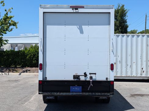 Certified 2023 Ford Transit 350 DRW RWD image 5