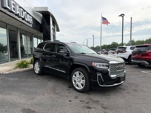 Used 2022 GMC Acadia Denali w/ Denali Ultimate Package AWD/4WD image 7