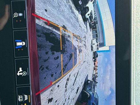 Used 2023 Chevrolet Equinox RS image 19