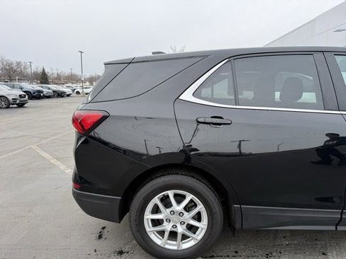 Used 2023 Chevrolet Equinox LT image 4