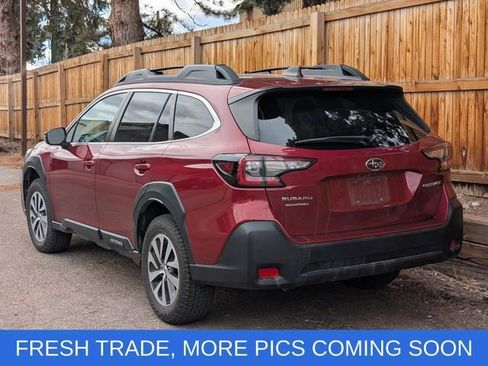 Used 2023 Subaru Outback Premium image 3