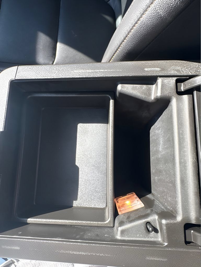 Used 2018 Chevrolet Traverse Premier w/ Redline Edition FWD image 30