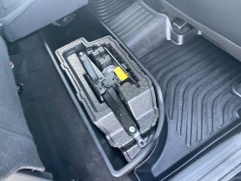 Used 2024 Hyundai Santa Cruz Night image 21