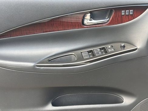 Used 2017 INFINITI QX50 2WD w/ Premium Package image 20