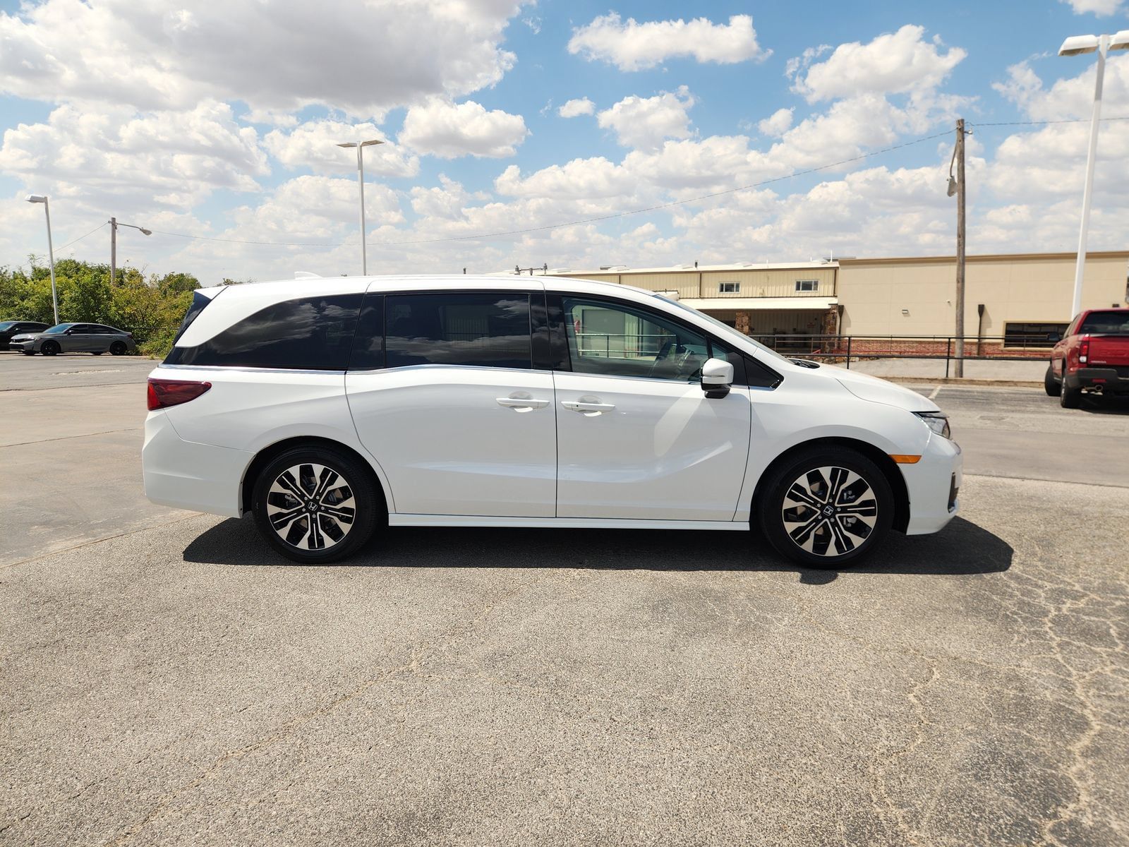 New 2026 Honda Odyssey Elite image 7