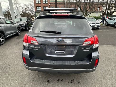 Used 2013 Subaru Outback 3.6R Limited image 6