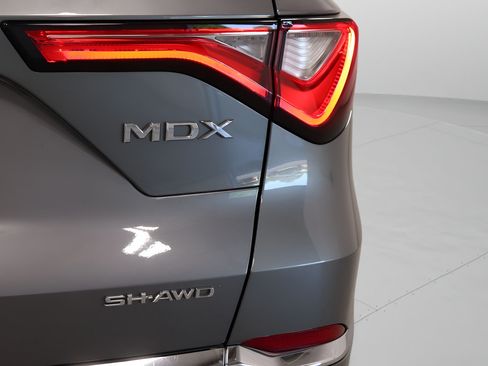 Used 2023 Acura MDX SH-AWD w/ Advance Package image 40