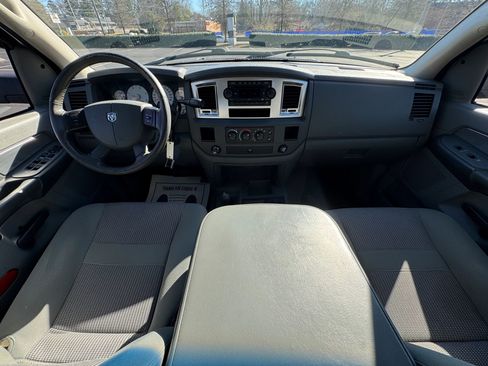 Used 2007 Dodge Ram 3500 Truck SLT image 19