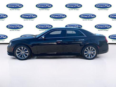 Used 2020 Chrysler 300 Limited image 5