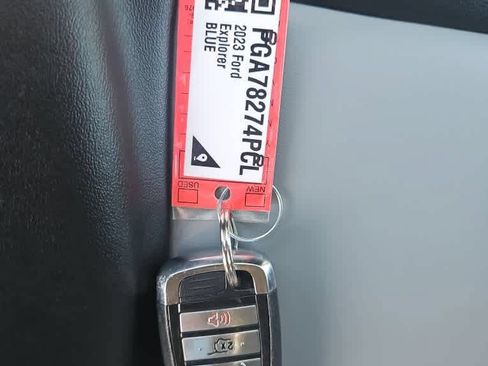 Used 2023 Ford Explorer XLT w/ Equipment Group 202A RWD image 21