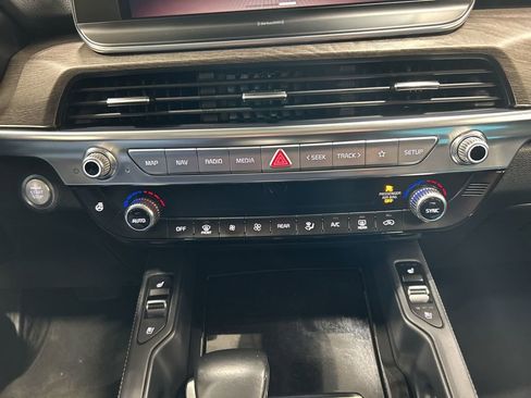 Used 2020 Kia Telluride EX image 20