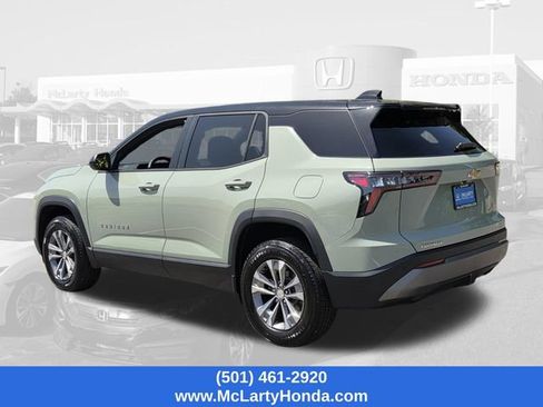 Used 2026 Chevrolet Equinox LT FWD image 3