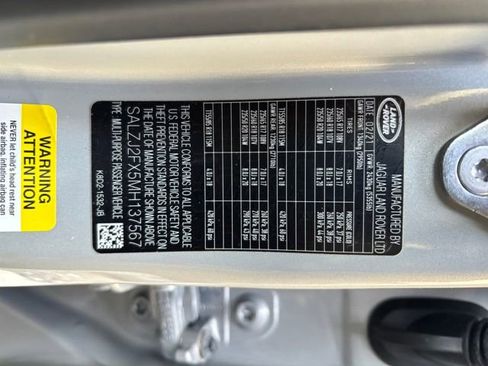 Used 2021 Land Rover Range Rover Evoque S image 27