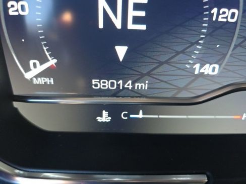 Used 2024 GMC Sierra 1500 AT4 w/ Technology Package image 16