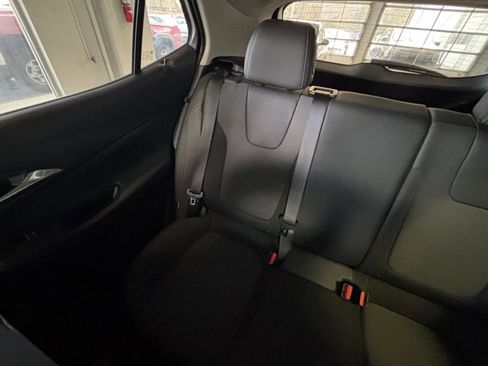 Used 2025 Buick Encore GX Preferred image 42