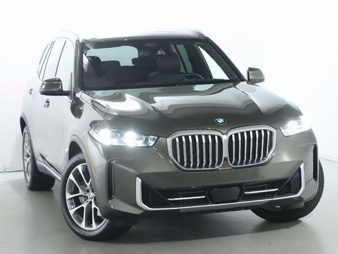 Certified 2025 BMW X5 xDrive40i w/ Premium Package image 2