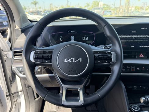 Certified 2025 Kia Sportage EX w/ Premium Package FWD image 12