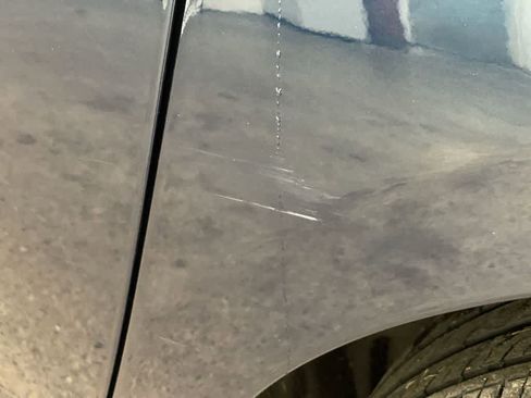 Used 2023 Chrysler Pacifica Touring-L image 36