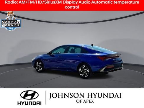 Used 2025 Hyundai Elantra Limited FWD image 4