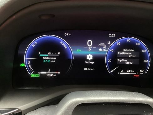 Used 2025 Toyota Camry XSE w/ Premium Plus Package AWD/4WD image 12