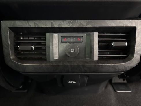 Used 2025 Ford F250 Lariat w/ Lariat Ultimate Package image 32