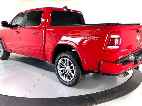 Used 2022 RAM 1500 Laramie AWD/4WD image 7