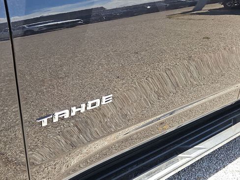 Used 2024 Chevrolet Tahoe LT RWD image 11