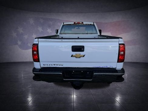 Used 2019 Chevrolet Silverado 2500 W/T image 4