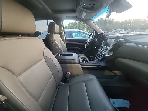Used 2018 Chevrolet Tahoe LT AWD/4WD image 4