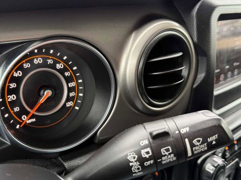 Used 2020 Jeep Wrangler Unlimited Sport AWD/4WD image 18