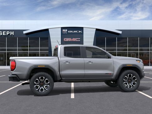 New 2026 GMC Canyon AT4 w/ Technology Plus Package AWD/4WD image 29