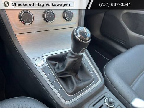 Used 2017 Volkswagen Golf Wolfsburg Edition FWD image 42