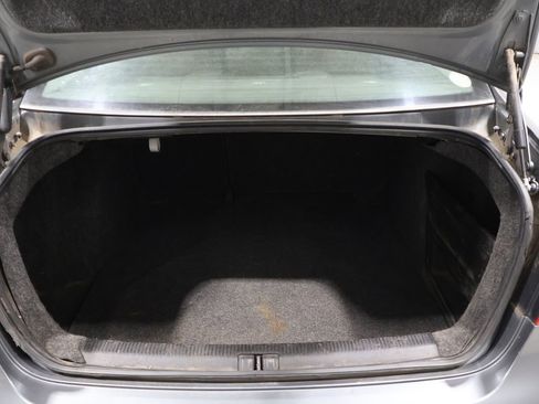 Used 2010 Volkswagen Jetta S image 19