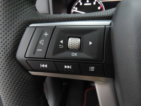 New 2026 Mitsubishi Outlander SE AWD/4WD image 13