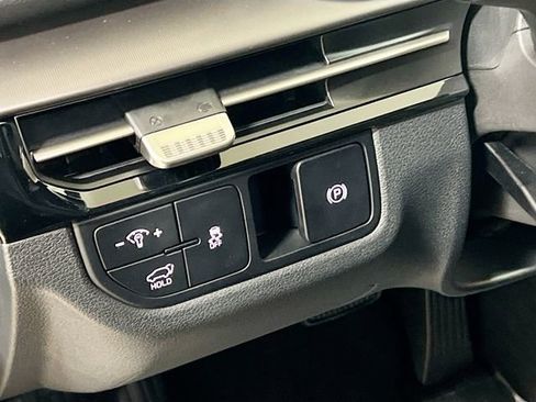 New 2026 Kia Sportage SX image 10