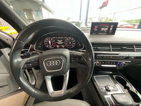 Used 2017 Audi Q7 3.0T Prestige AWD/4WD image 14