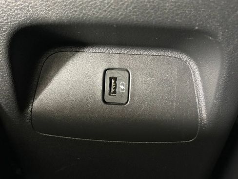 Used 2023 Nissan Sentra SV FWD image 33