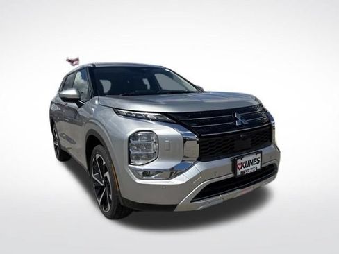 Used 2022 Mitsubishi Outlander SE AWD/4WD image 4