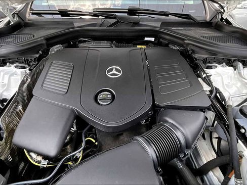 New 2025 Mercedes-Benz GLC 300 GLC 300 image 18