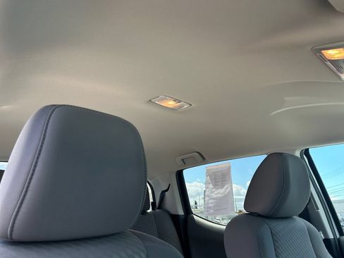 Used 2022 Toyota Tacoma SR5 RWD image 27