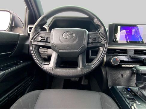 Certified 2025 Toyota Tacoma SR5 AWD/4WD image 6