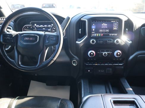 Used 2020 GMC Sierra 2500 AT4 w/ Technology Package image 13