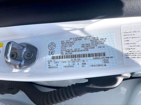 Used 2025 Ford Escape Active AWD/4WD image 37