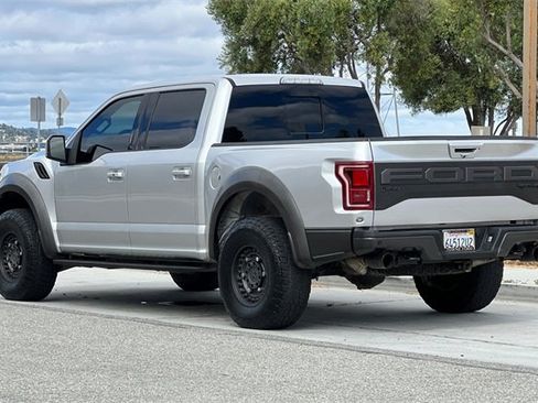 Used 2019 Ford F150 Raptor w/ Equipment Group 802A Luxury image 6