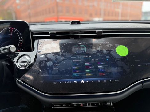 New 2026 Mercedes-Benz E 53 AMG e 4MATIC Sedan image 40