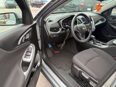 Used 2024 Chevrolet Malibu LS image 8