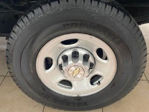 Used 2021 Chevrolet Express 2500 w/ Driver Convenience Package image 24