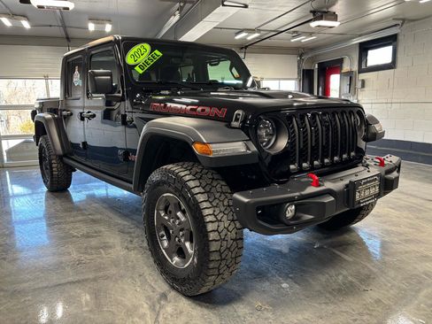 Used 2023 Jeep Gladiator Rubicon w/ LED Lighting Group image 2